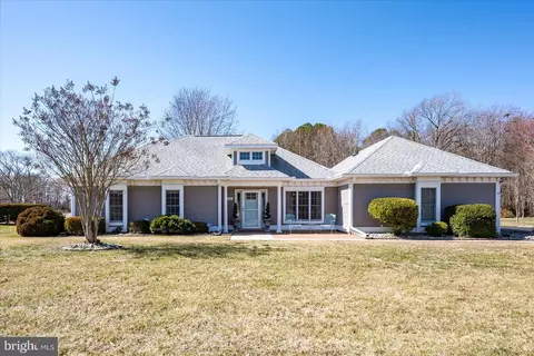 112 W Mill Pond Dr, Selbyville, DE 19975