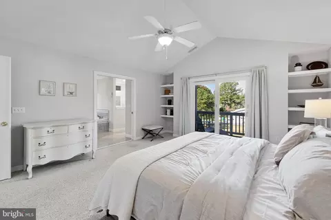 Bedroom - 939 Pine Tree Ln, Bethany Beach, DE 19930 photo 3 of 13