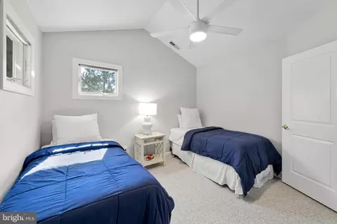 Bedroom - 939 Pine Tree Ln, Bethany Beach, DE 19930 photo 12 of 13