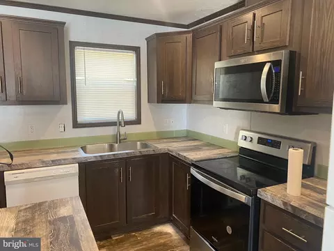 9616 Forest Dr, Seaford, DE 19973 photo 3
