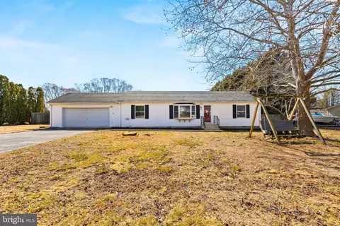 109 E Holly Dr, Lincoln, DE 19960