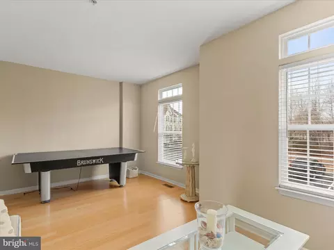 Living - 18 Calvert St #59, Ocean View, DE 19970 photo 2 of 5