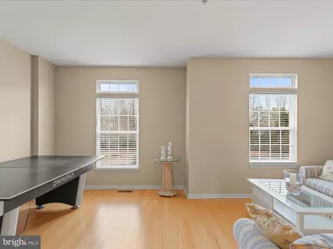 Living - 18 Calvert St #59, Ocean View, DE 19970 photo 3 of 5