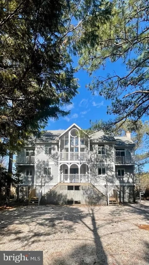 28 Far View Rd, Rehoboth Beach, DE 19971