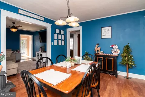 Dining - 30311 Seaford Rd, Laurel, DE 19956 photo 2 of 2