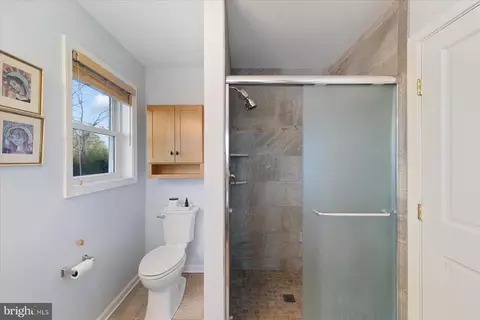 Bath - 40 Hudson Ave, Ocean View, DE 19970 photo 4 of 6