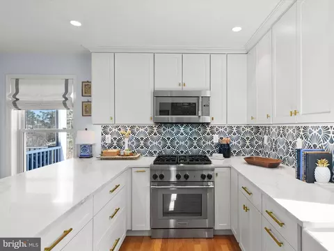 Kitchen - 40 Hudson Ave, Ocean View, DE 19970 photo 2 of 6