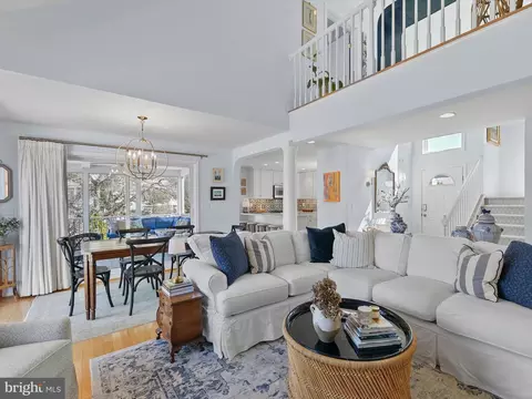 Living - 40 Hudson Ave, Ocean View, DE 19970 photo 3 of 5