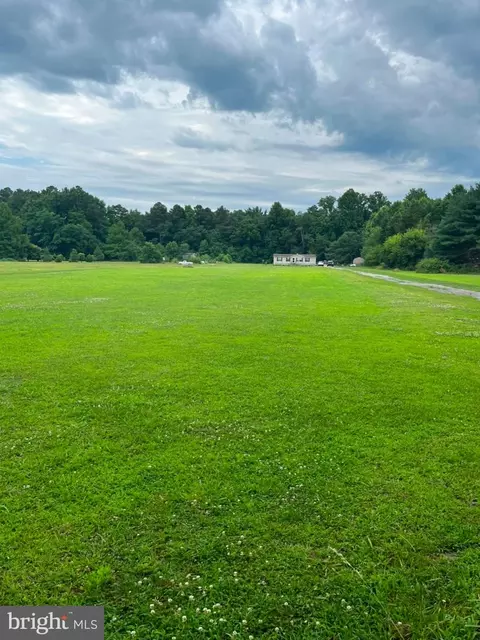 5196 Baker Rd, Bridgeville, DE 19933
