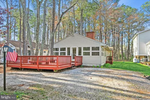 424 Collins St, Bethany Beach, DE 19930