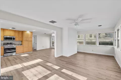 424 Collins St, Bethany Beach, DE 19930 photo 5