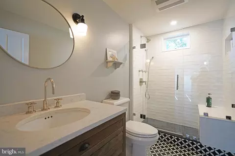 Bath - 228 2nd St, Lewes, DE 19958 photo 5 of 5