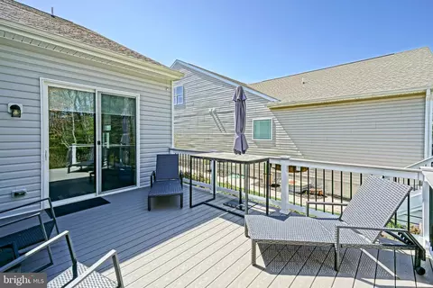 Exterior - 19248 Chartres St, Lewes, DE 19958 photo 4 of 11