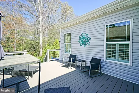 Exterior - 19248 Chartres St, Lewes, DE 19958 photo 6 of 11