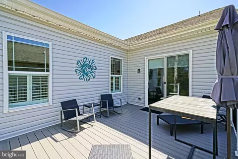 Exterior - 19248 Chartres St, Lewes, DE 19958 photo 3 of 11