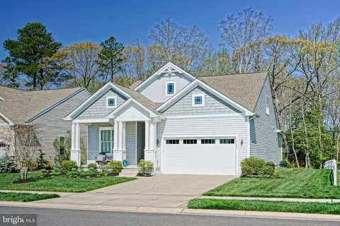 Exterior - 19248 Chartres St, Lewes, DE 19958 photo 9 of 11