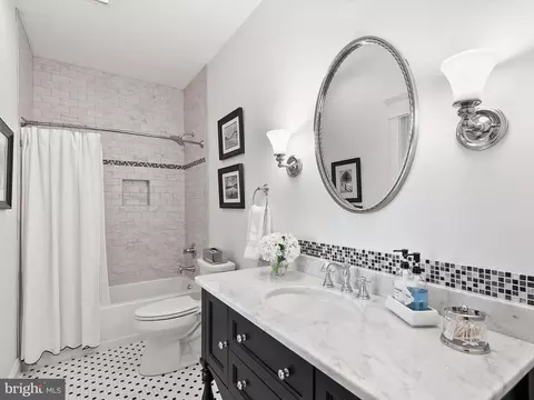 Bath - 14 Elliott Ave, Ocean View, DE 19970 photo 3 of 4