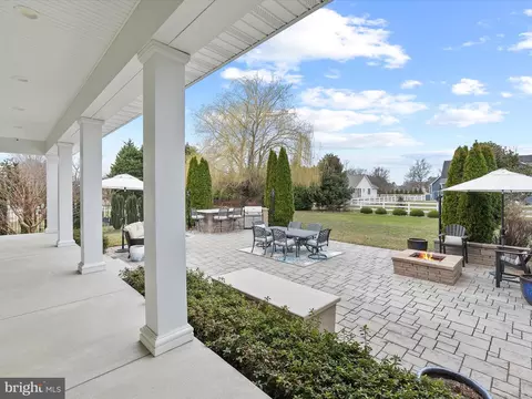 Exterior - 14 Elliott Ave, Ocean View, DE 19970 photo 4 of 13