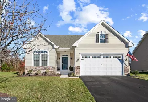 46 Fairway Dr, Ocean View, DE 19970