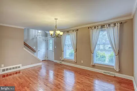 Living - 76 Valley Forge Dr, Milford, DE 19963 photo 1 of 3