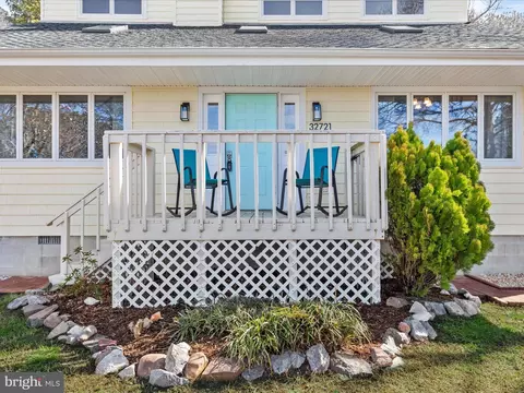 Exterior - 32721 E Riga Dr, Ocean View, DE 19970 photo 3 of 23