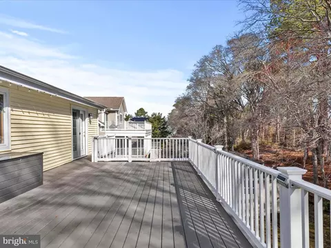 Exterior - 32721 E Riga Dr, Ocean View, DE 19970 photo 6 of 23