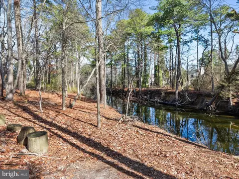 View/Area - 32721 E Riga Dr, Ocean View, DE 19970 photo 2 of 4