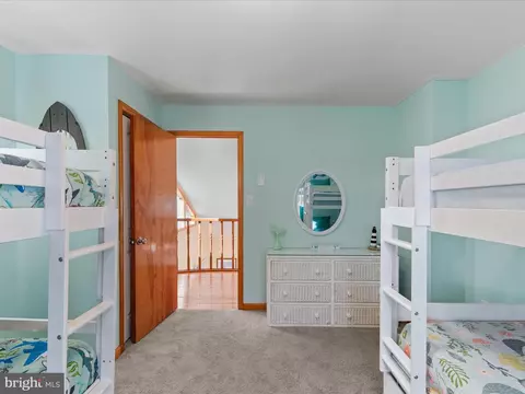 Bedroom - 32721 E Riga Dr, Ocean View, DE 19970 photo 18 of 19