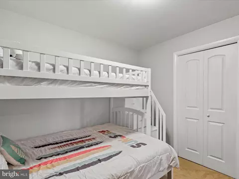Bedroom - 32721 E Riga Dr, Ocean View, DE 19970 photo 7 of 19