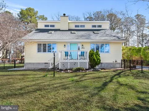 Exterior - 32721 E Riga Dr, Ocean View, DE 19970 photo 2 of 23