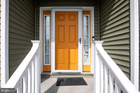 Entry Way - 19234 Dutton Ln, Milton, DE 19968 photo 1 of 10