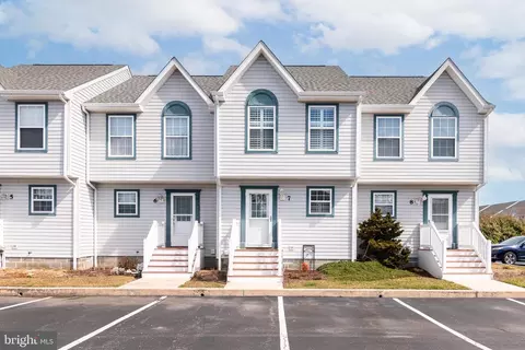 33675 Briar Ct S #AA7, Frankford, DE 19945