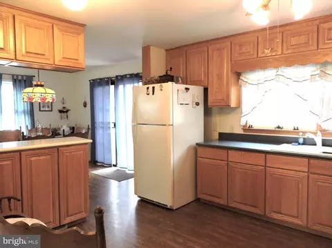 Kitchen - 910 Park Dr, Seaford, DE 19973 photo 1 of 4