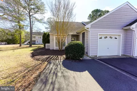 31963 Topsail Ct #32, Bethany Beach, DE 19930