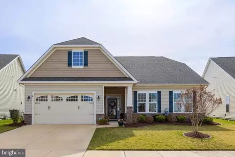 65 Champions Dr, Bridgeville, DE 19933