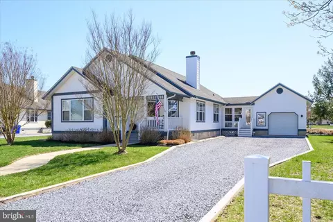 Exterior - 13 Jodi Ct, Ocean View, DE 19970 photo 15 of 20