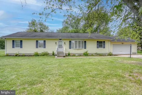 18100 Elm Ln, Lewes, DE 19958