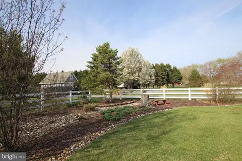 Exterior - 16408 Winding River Dr, Milton, DE 19968 photo 7 of 9