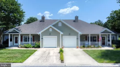 25 Bayberry St #13, Georgetown, DE 19947