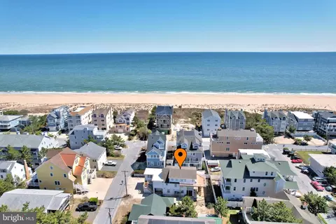 40204 Maryland Ave, Fenwick Island, DE 19944