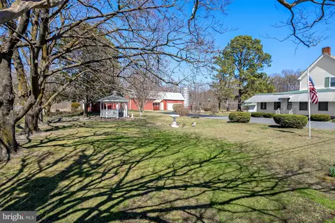 Exterior - 28059 Broadkill Rd, Milton, DE 19968 photo 4 of 8