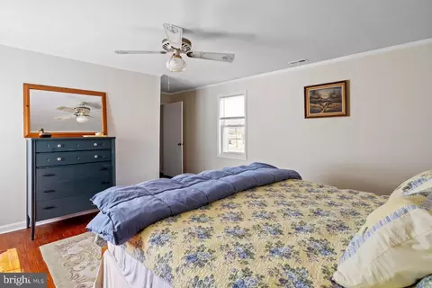 Bedroom - 28059 Broadkill Rd, Milton, DE 19968 photo 2 of 7