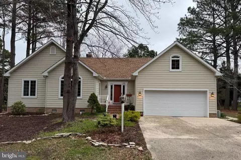 723 Deer Leap Dr, Bethany Beach, DE 19930