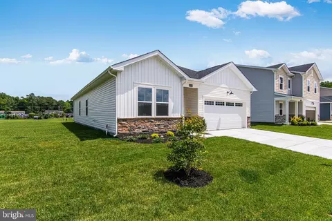 13313 Mullica Dr, Ellendale, DE 19941