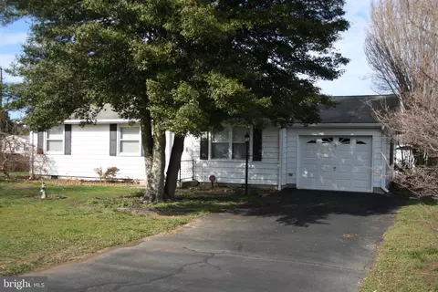 113 Chesapeake Dr, Rehoboth Beach, DE 19971