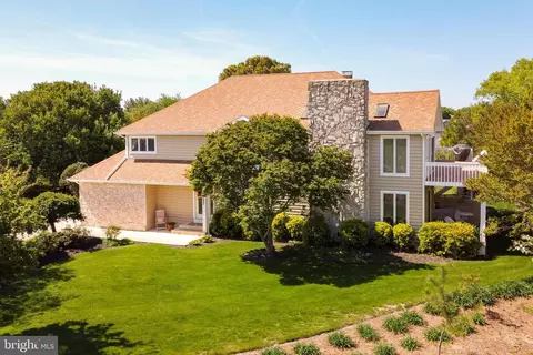 202 N Crest Ct, Rehoboth Beach, DE 19971