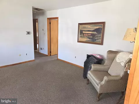 Living - 116 Broad Creek Rd, Laurel, DE 19956 photo 1 of 2