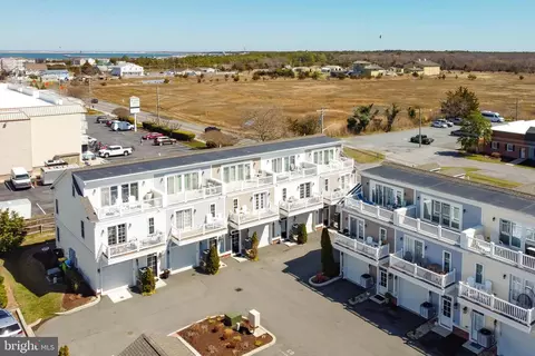 100 Anglers Rd #B5, Lewes, DE 19958