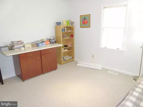 Bedroom - 30998 S Shell Bridge Rd, Laurel, DE 19956 photo 3 of 5