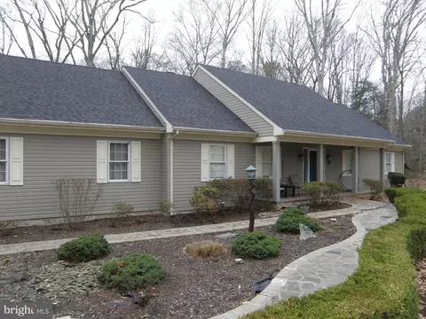 Exterior - 30998 S Shell Bridge Rd, Laurel, DE 19956 photo 2 of 6